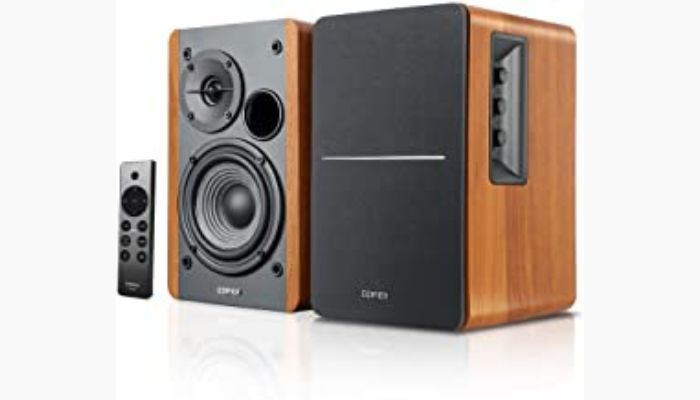 10 Best Bookshelf Speakers Under 200